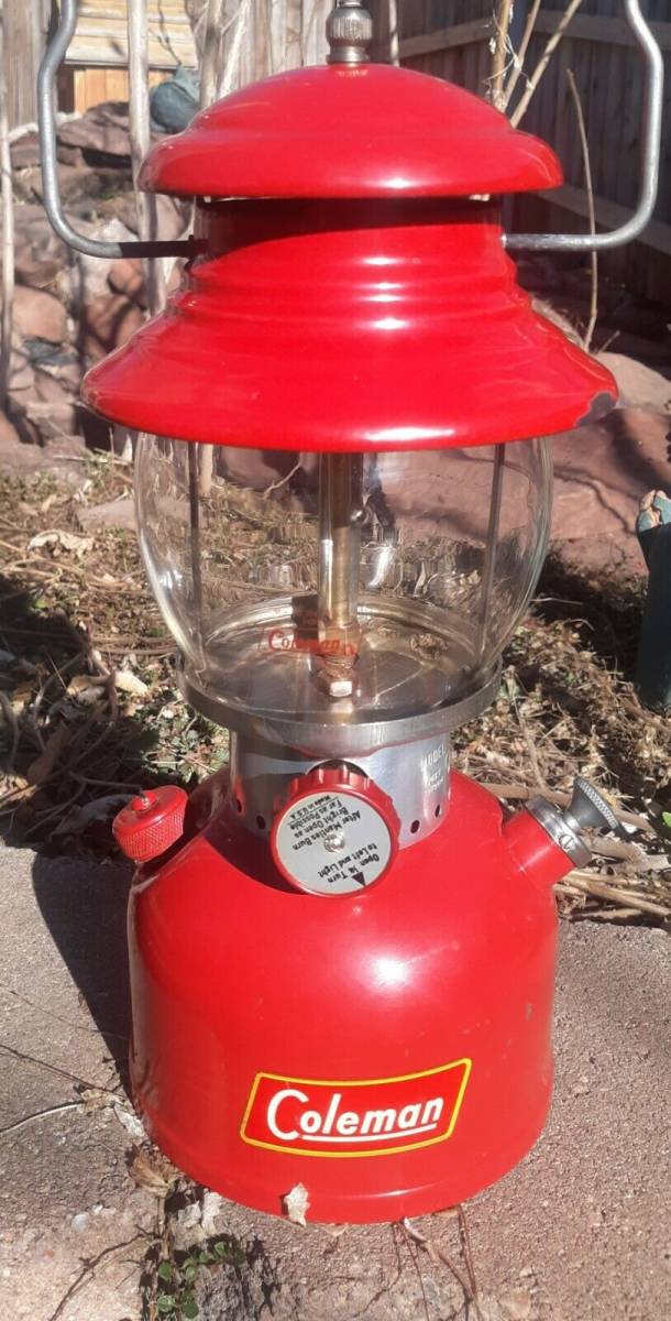 Excellent Vintage Coleman 200A Cherry Red Gas Lantern Single Mantle March 1954 海外 即決