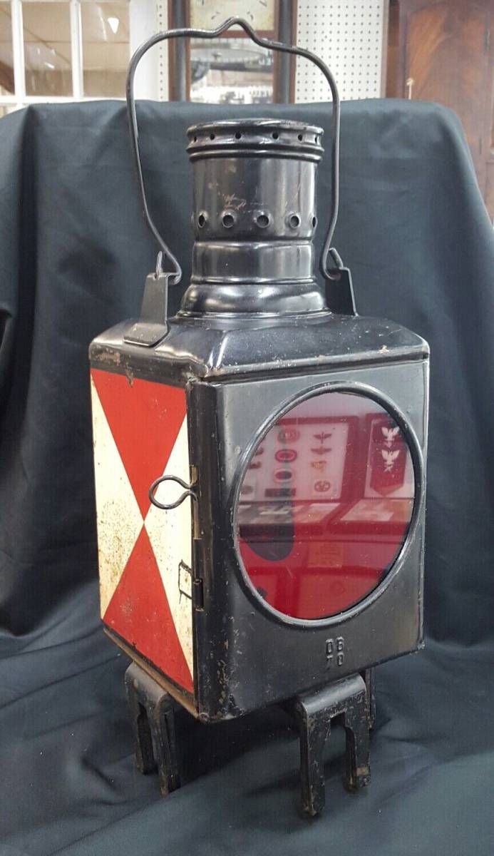 Large Vintage Railroad Lantern with Bracket 海外 即決
