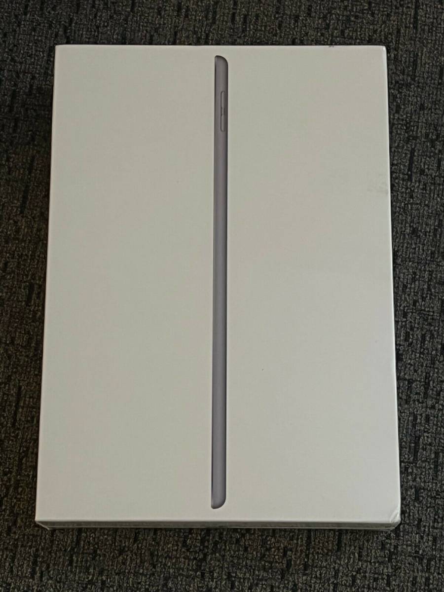 Brand New Sealed Unopened Apple iPad 8th Gen. 128GB, Wi-Fi, 10.2 in - Space Gray 海外 即決