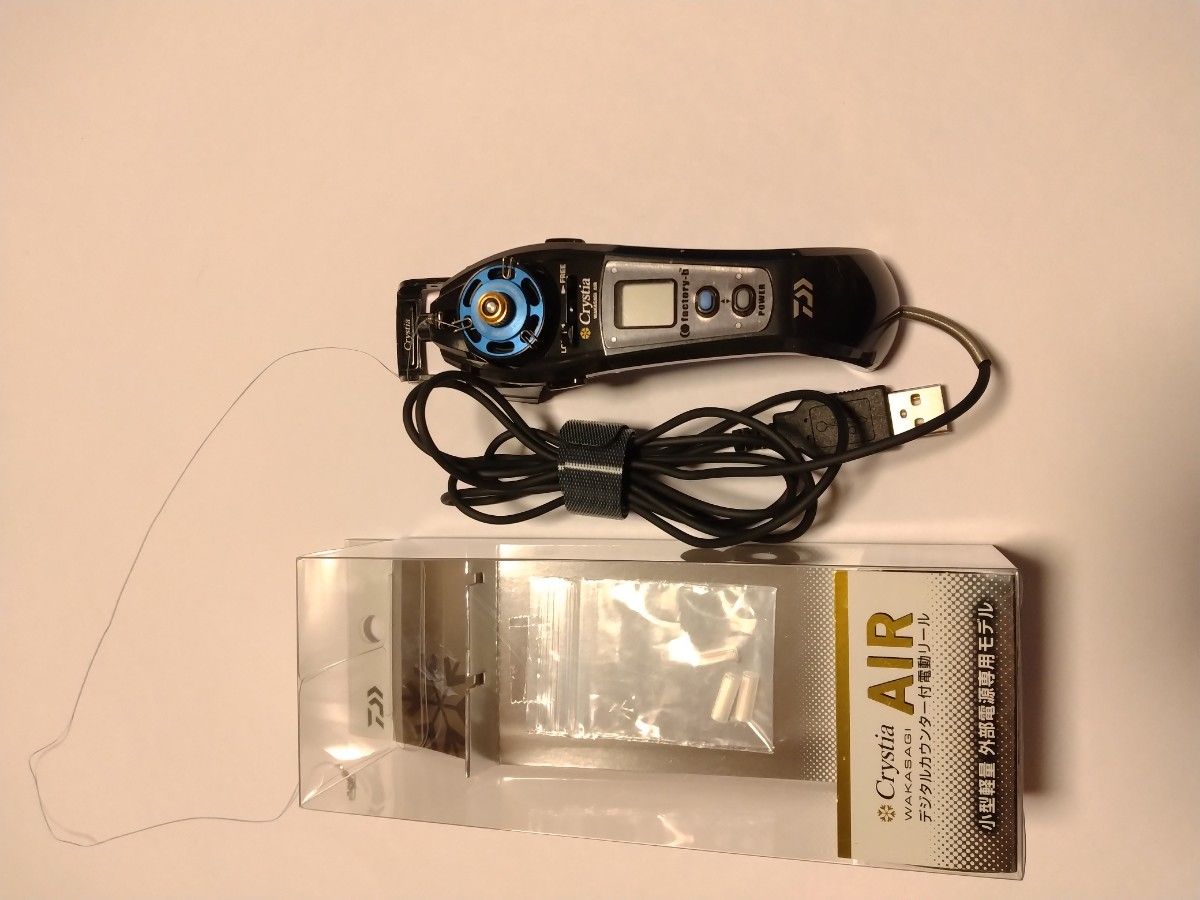 ダイワクリスティア ワカサギAIR 電動リール 中古品 ガンメタ ダイワクリスティア ワカサギAIR 電動リール 中古品 ガンメタ