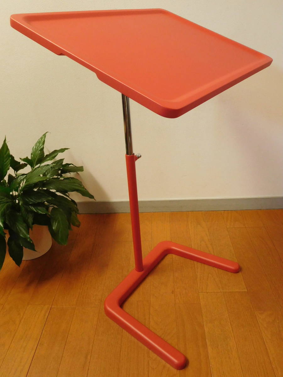 ◆VITRA ネス テーブル/ジャスパーモリソン◆ヴィトラNesTable美品10万モダン昇降 角度調節デスク デザイナーズ 検:USMヤマギワhhstyle北欧_レバーで簡単に角度調節が可能