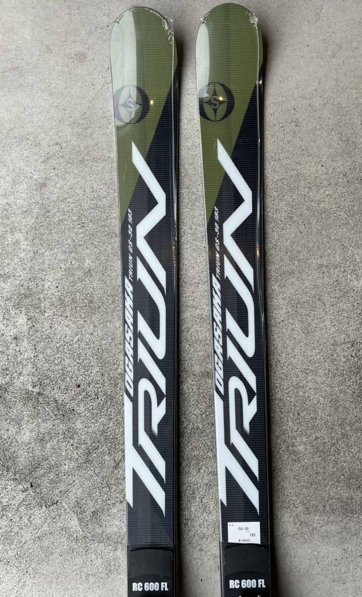 新品 未使用品】オガサカ(OGASAKA) TRIUN (トライアン) GS-30 スキー板
