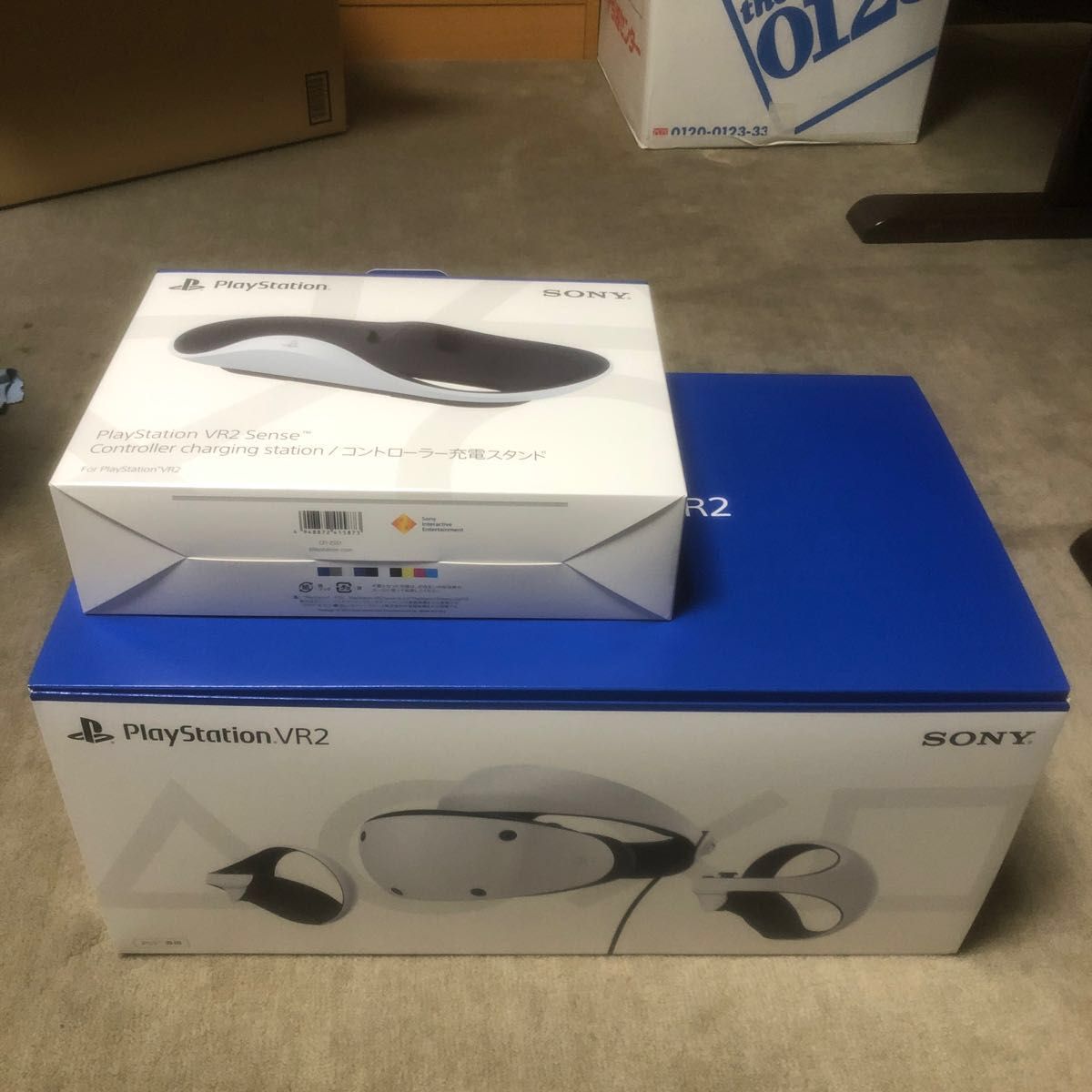 セット販売】 PlayStation VR2、純正VR2のコントローラー充電スタンド ...