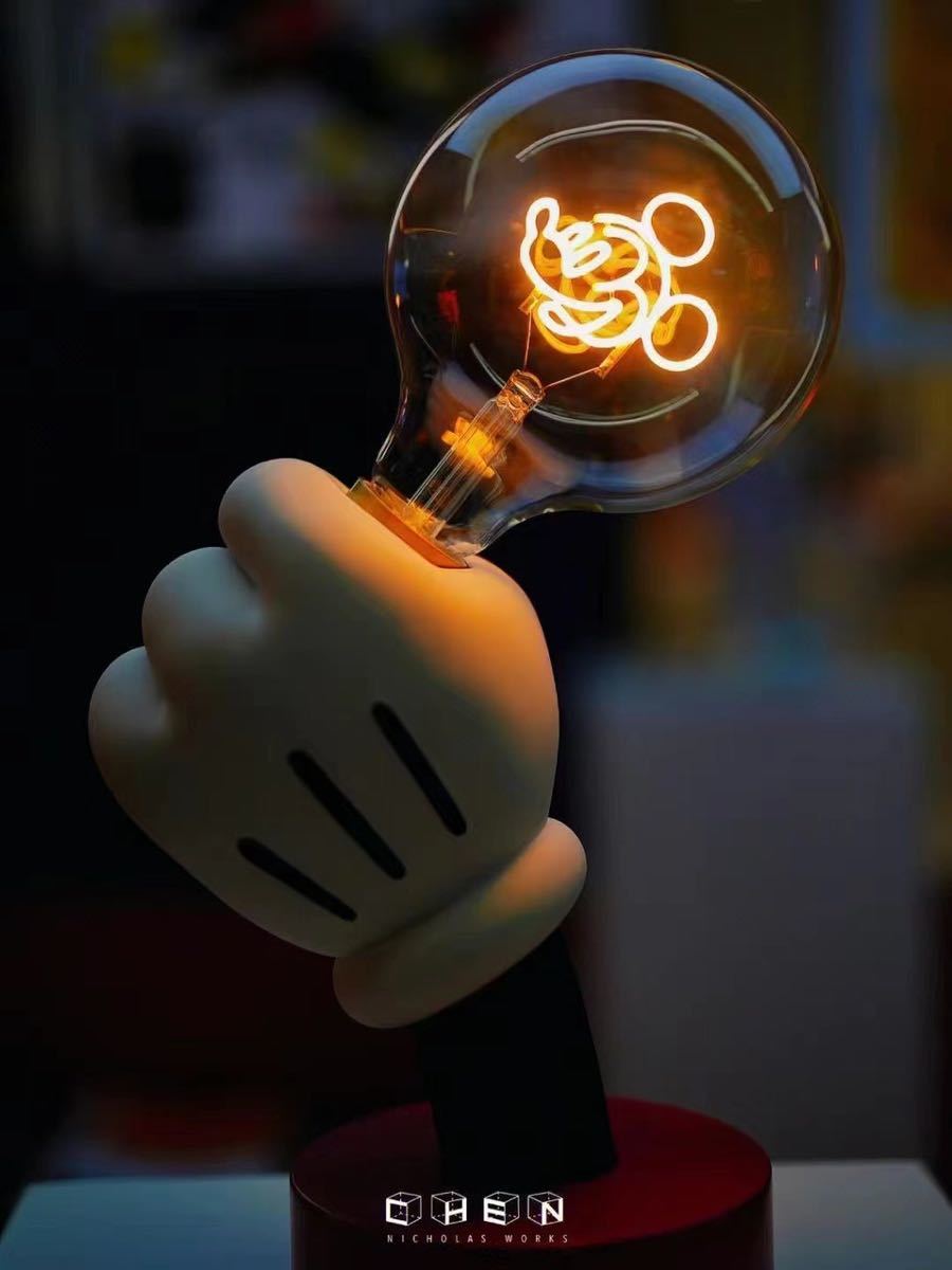 『ミッキーマウス』手の形　ランプ　MGL TOYS ディズニー　フィギュア　部屋飾り　雑貨　正規品　送料込み　45センチ　正規品　海外限定