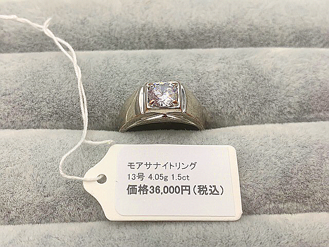 最前線の 新品 モアッサナイト リング 1.5ｃｔ I VVS1 人工