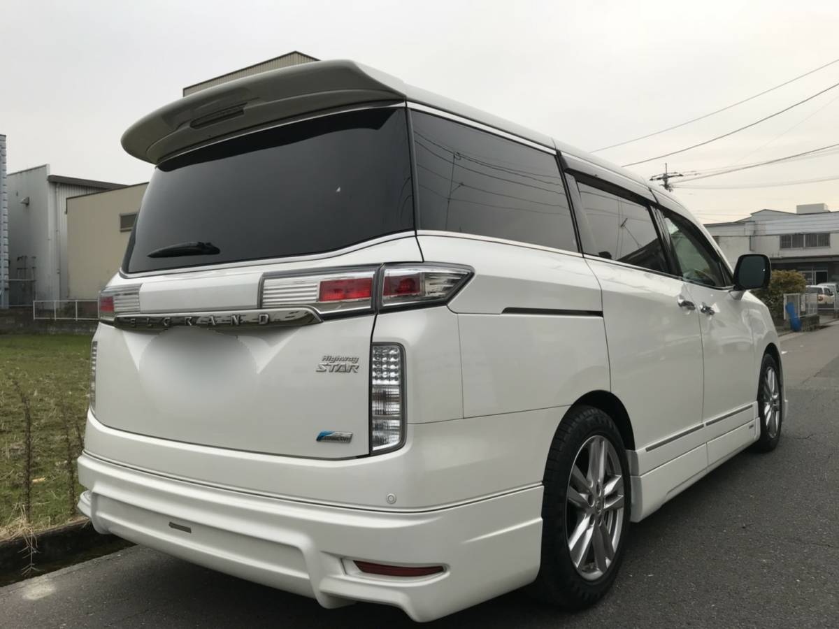  starting comicomi price *22 year * Nissan * Elgrand * Highway Star * both sides power slide * flip down * vehicle inspection "shaken" 31 year 4 month till * Fukuoka 