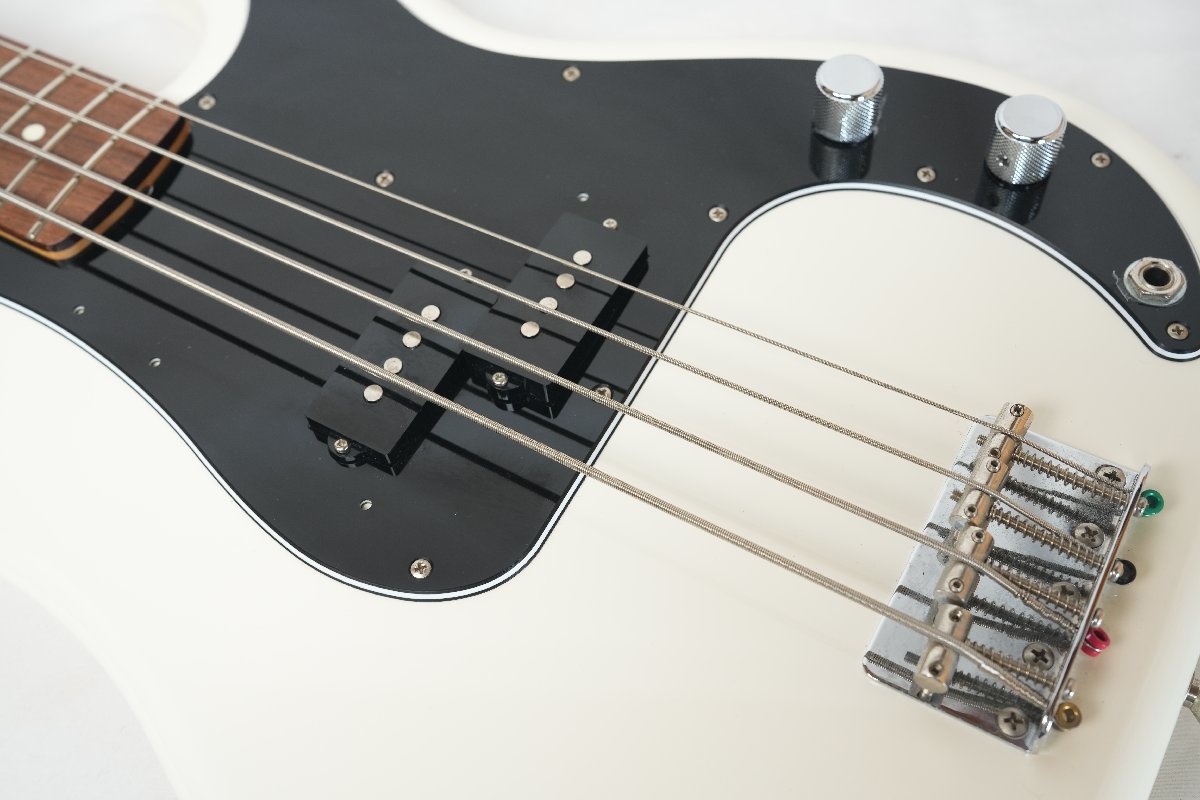 ☆Fender☆Japan Exclusive Classic 70s Precision Bass (OWH
