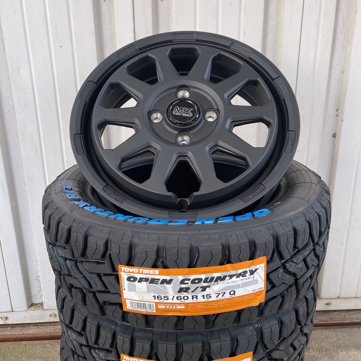 マッドクロスレンジャー◆TOYOオープンカントリーRT◆ 165/60R15 ハイゼットエブリィハスラー軽バン軽トラマッドブラック　ホワイトレター_画像2