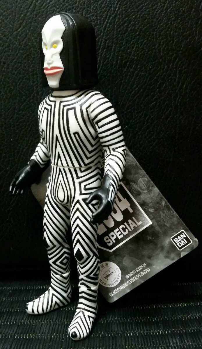 ☆BANDAI ダダ C (タグ付き) 2004年 円谷プロ ソフビ bskampala.com