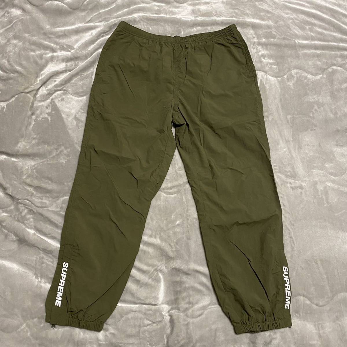 キムタク着用】Supreme 18SS Warm Up Pant Olive シュプリーム キムタク着用】Supreme 18SS Warm Up Pant Olive シュプリーム