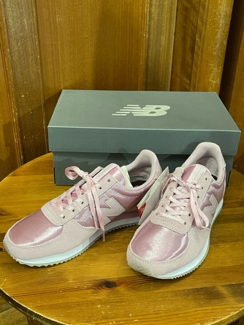期間限定特別価格 ピンク WL220HA 23.5 NewBalance WL220 新品未使用品