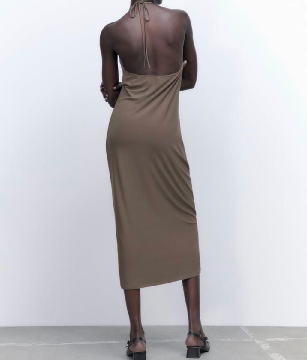 ZARA ギャザーディテール入りミディ丈ワンピース サイズL タグ ZARA ギャザーディテール入りミディ丈ワンピース サイズL タグ