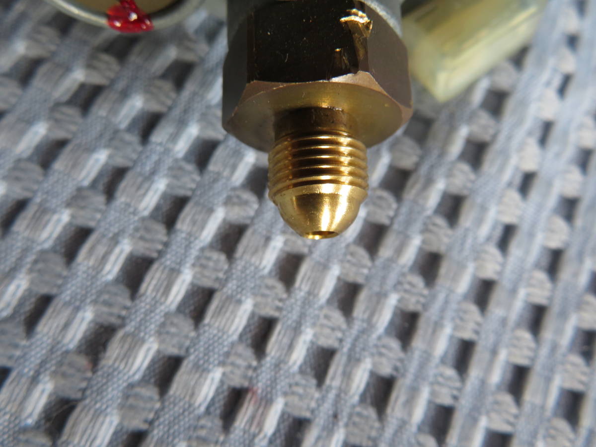 N49電磁ポンプVSE36-15(F2) ジャンク品 灯油ボイラー 中古品 N49電磁ポンプVSE36-15(F2) ジャンク品 灯油ボイラー 中古品