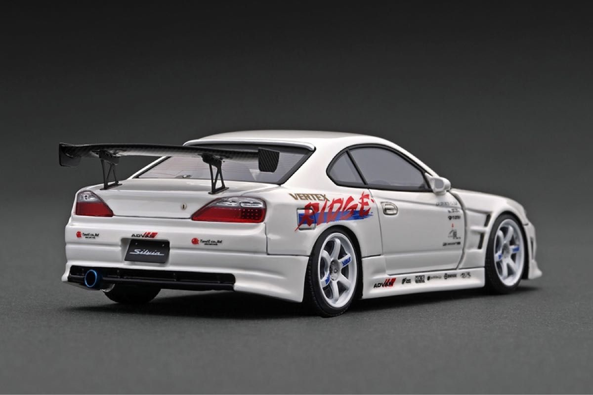 イグニッションモデル IG2134 1/43 VERTEX Nissan Silvia S15 エンジン