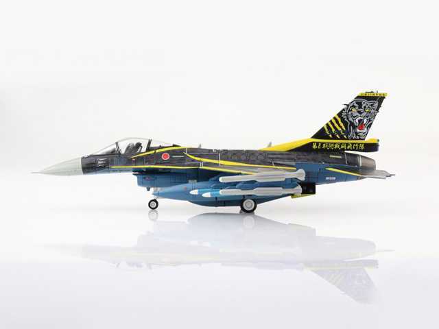 エクルベージュ ホビーマスター 航空自衛隊 F-2A 8SQ 60周年記念塗装
