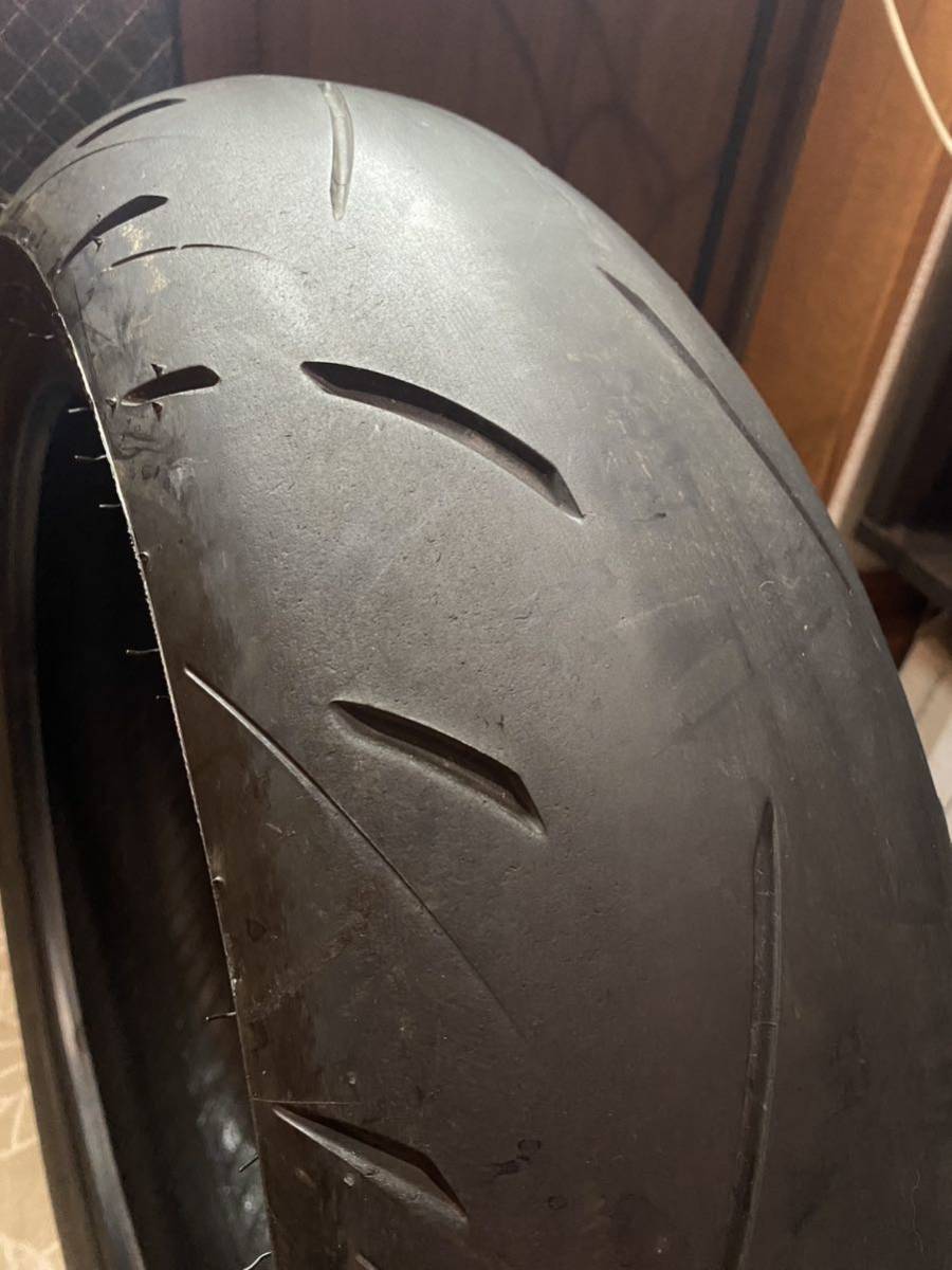 中古MCタイヤ DUNLOP SPORTMAX ROADSPORT2 190/55ZR17 ダンロップ ロードスポーツ2 190 55 17 1218 K3231_画像3