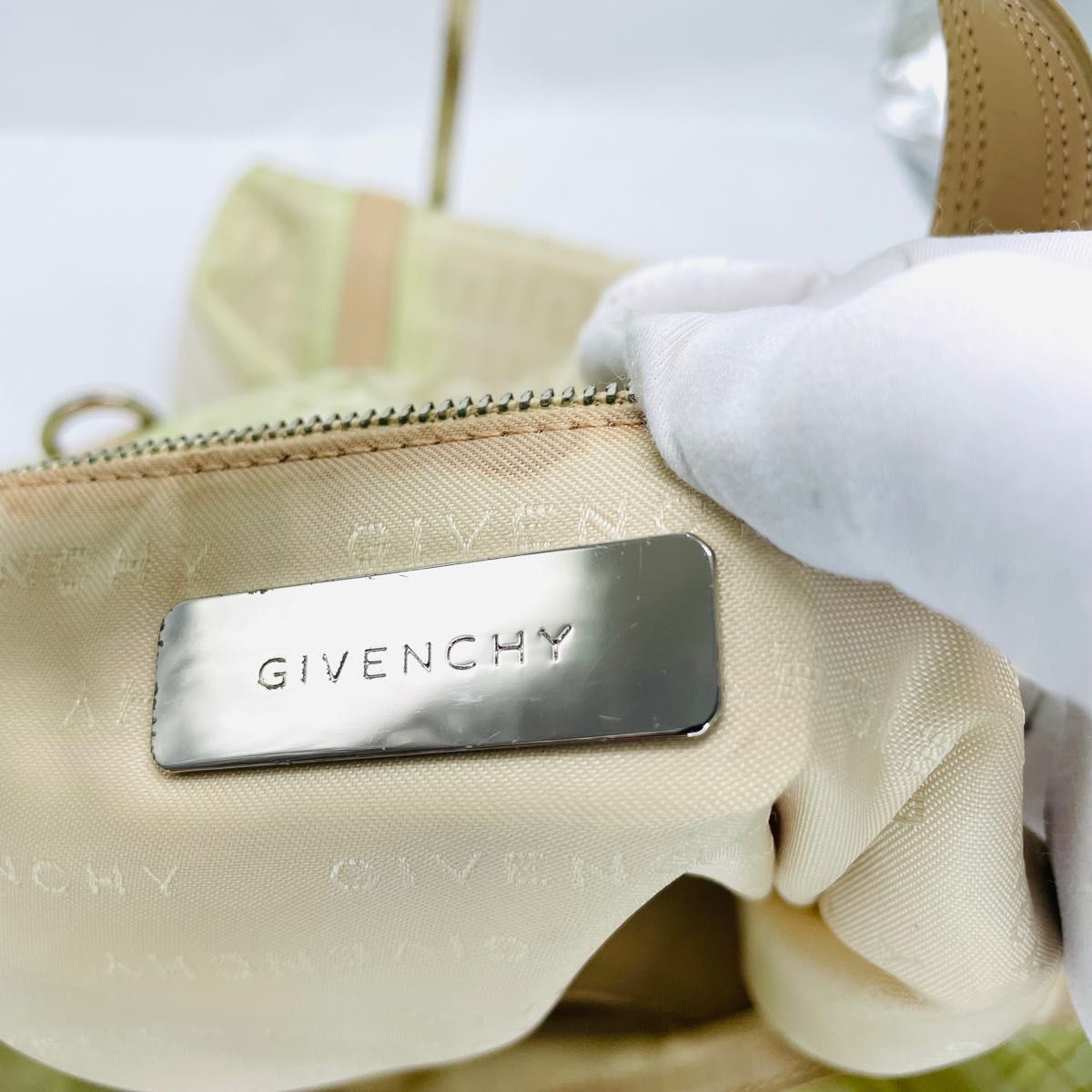 美品 GIVENCHY