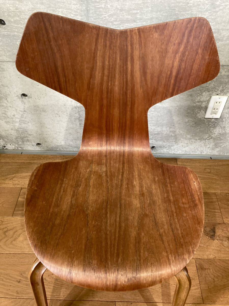 Fritz Hansen(フリッツ・ハンセン) グランプリチェア チーク材 Arne