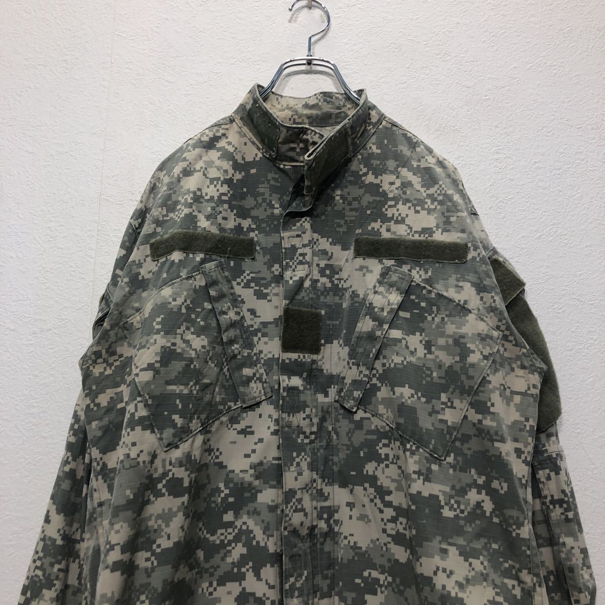  военный    цифровая ... ... пиджак   "губа" ... вершина  M размер    американская армия   0 5 лет   раз ... итого    бу одежда ...  Америка ... a502-5357