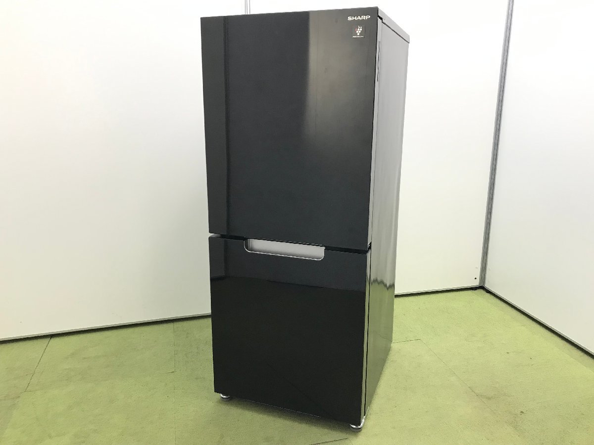 美品】SHARP製の冷凍冷蔵庫 SJ-GD15G-