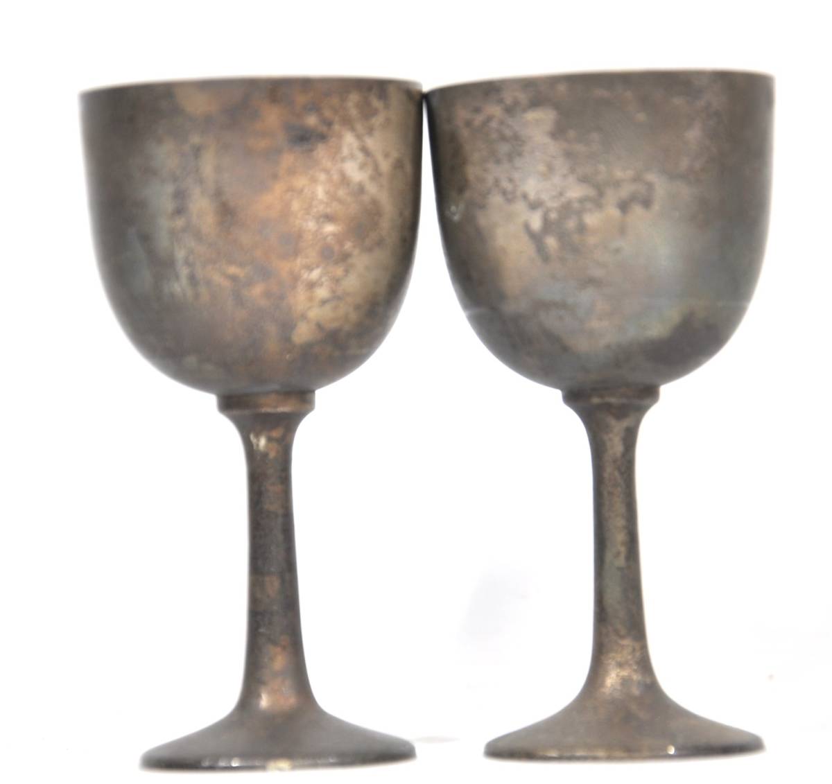昭和期 ビンテージ 銀盃 銀杯 二杯 直径4.5cm 高さ8.5cm 経年の物にしか出ない味わいの銀杯です。 HTF502_画像3