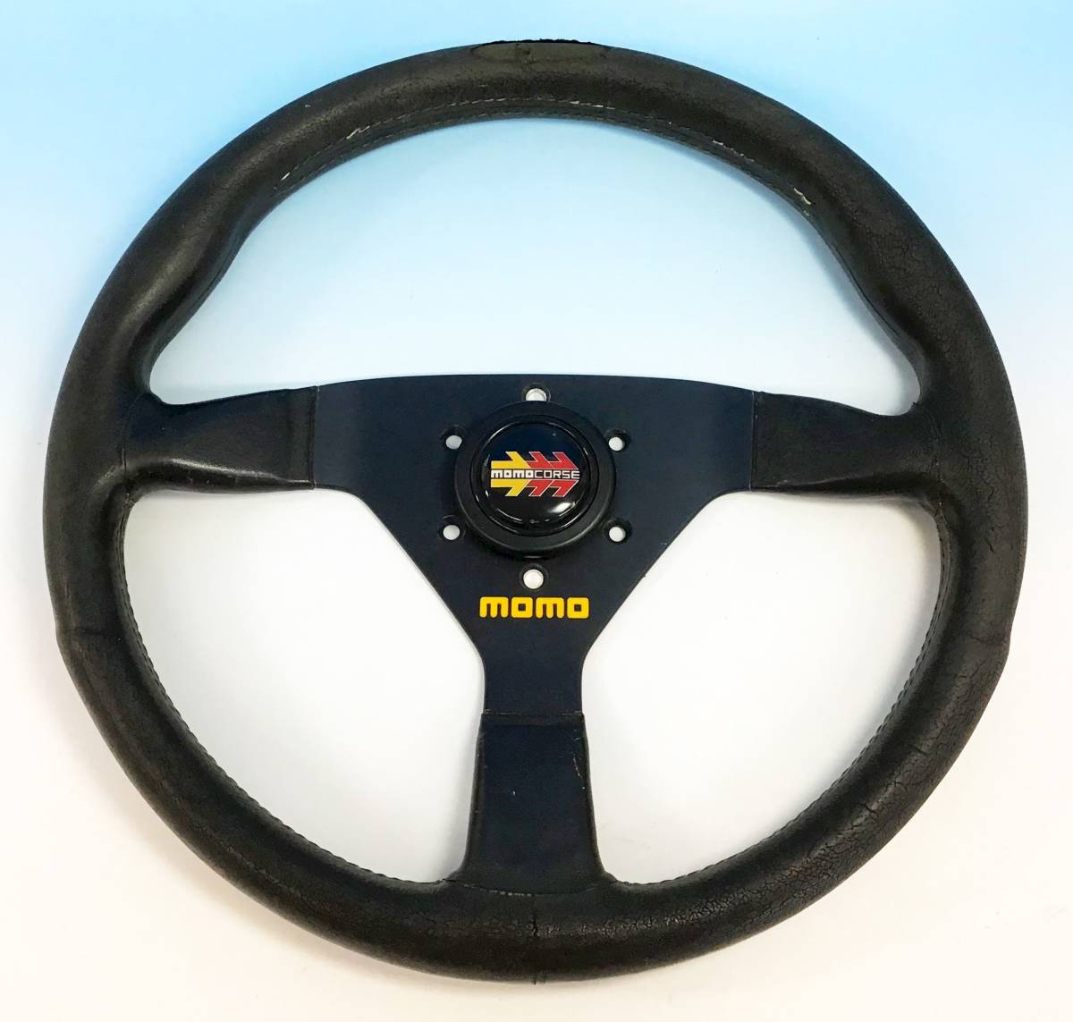 激安人気新品 NARDI ステアリング 最終値下げ。売れない場合は消去し