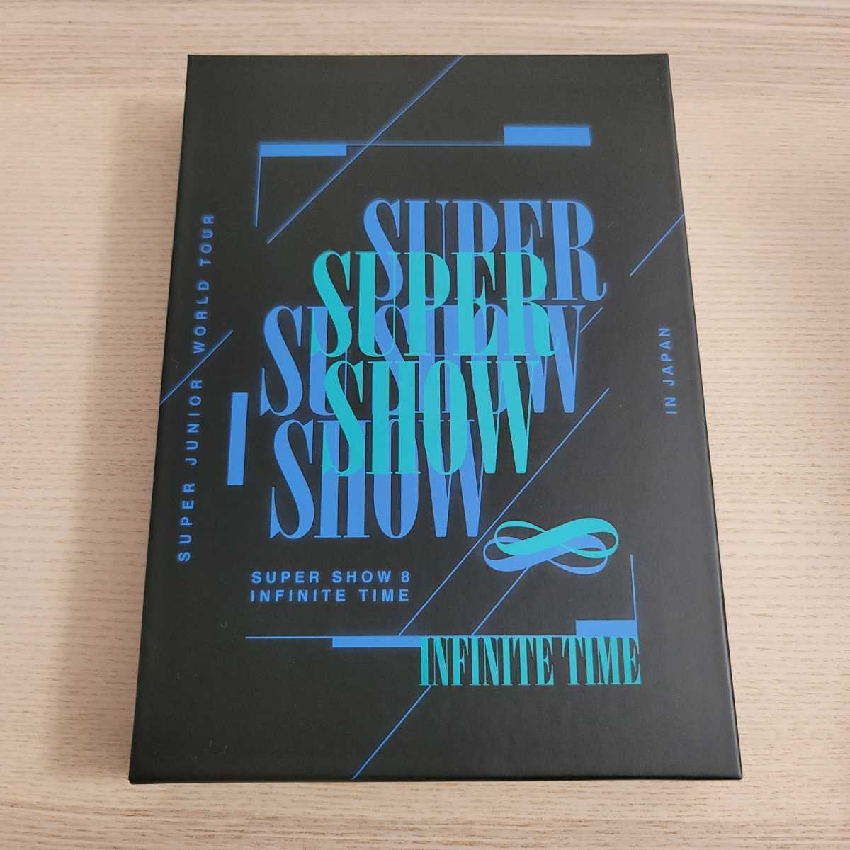SUPER JUNIOR WORLD TOUR SUPER SHOW8 INFINITE TIME in JAPAN〈初回