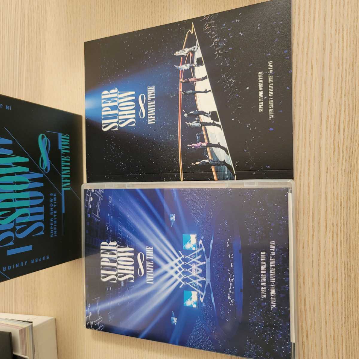 SUPER JUNIOR WORLD TOUR SUPER SHOW8 INFINITE TIME in JAPAN〈初回