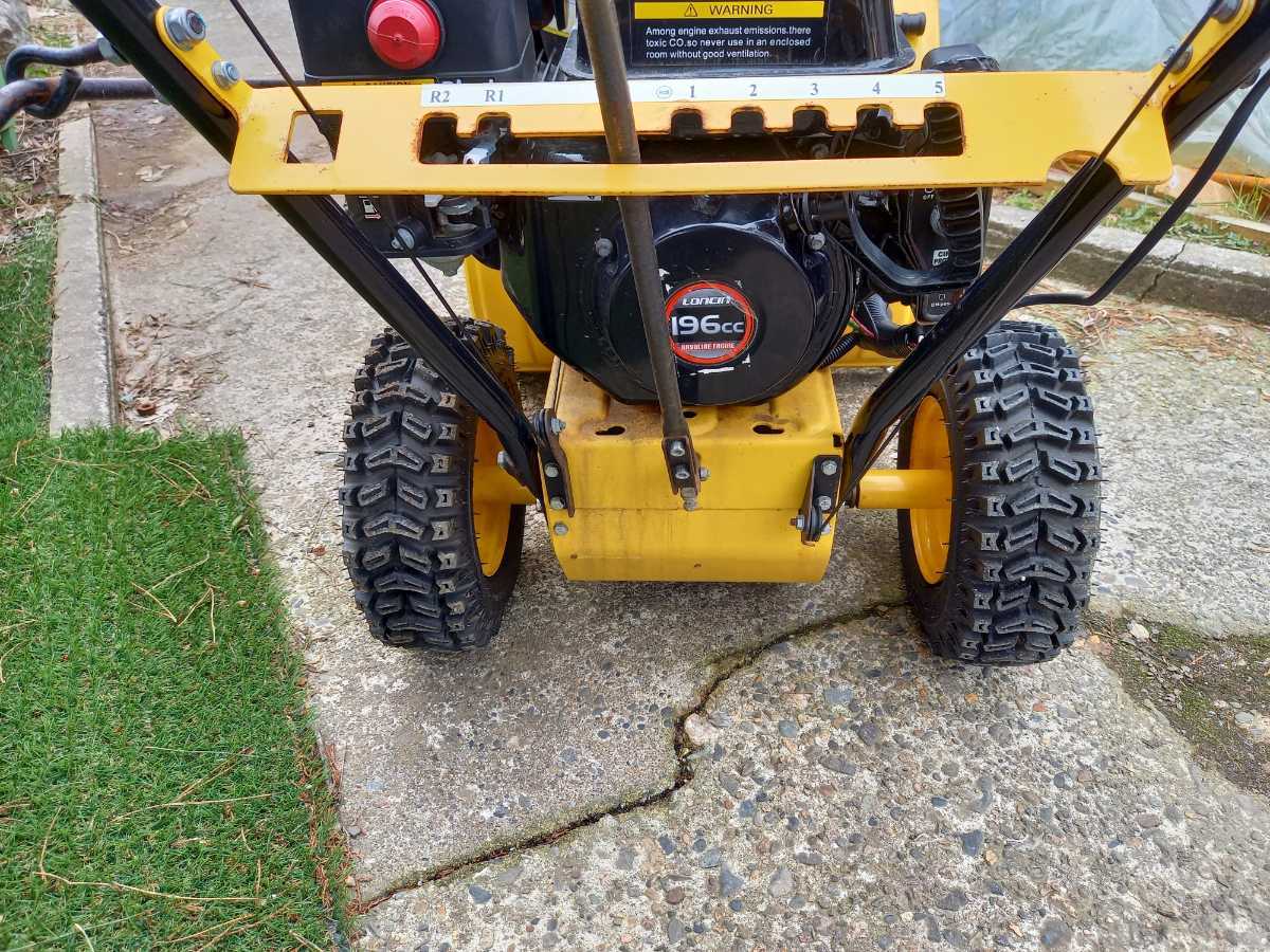 新潟発 SNOW THROWER HG-K655 除雪機 引き取り限定 | globalnetworks.fr