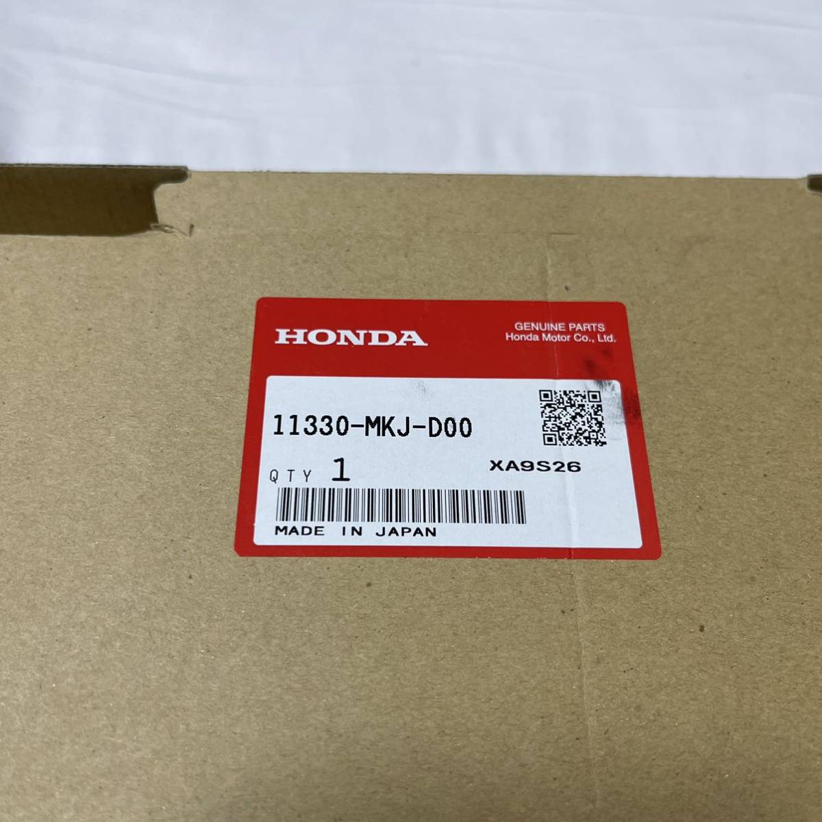 ホンダ 純正 未使用 クラッチ カバー CB1000R SC80 エンジン ホンダ 純正 未使用 クラッチ カバー CB1000R SC80 エンジン