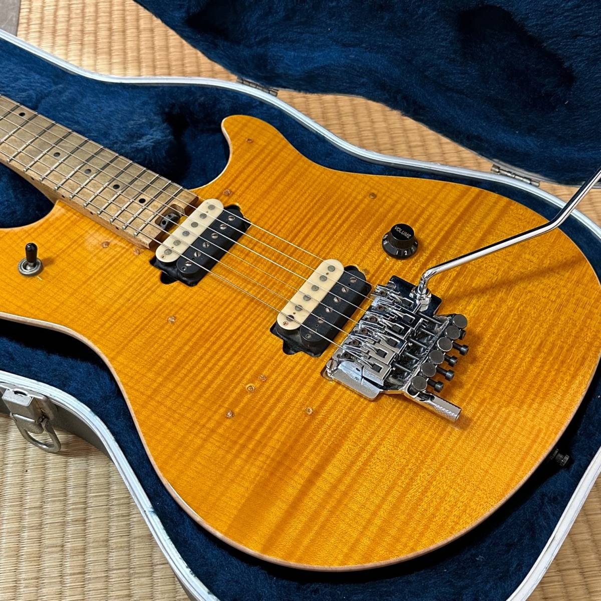 希少 USA製 PEAVEY EVH Wolfgang SPECIAL エレキギター アーム ハードケース 書類 付属品付きの画像4