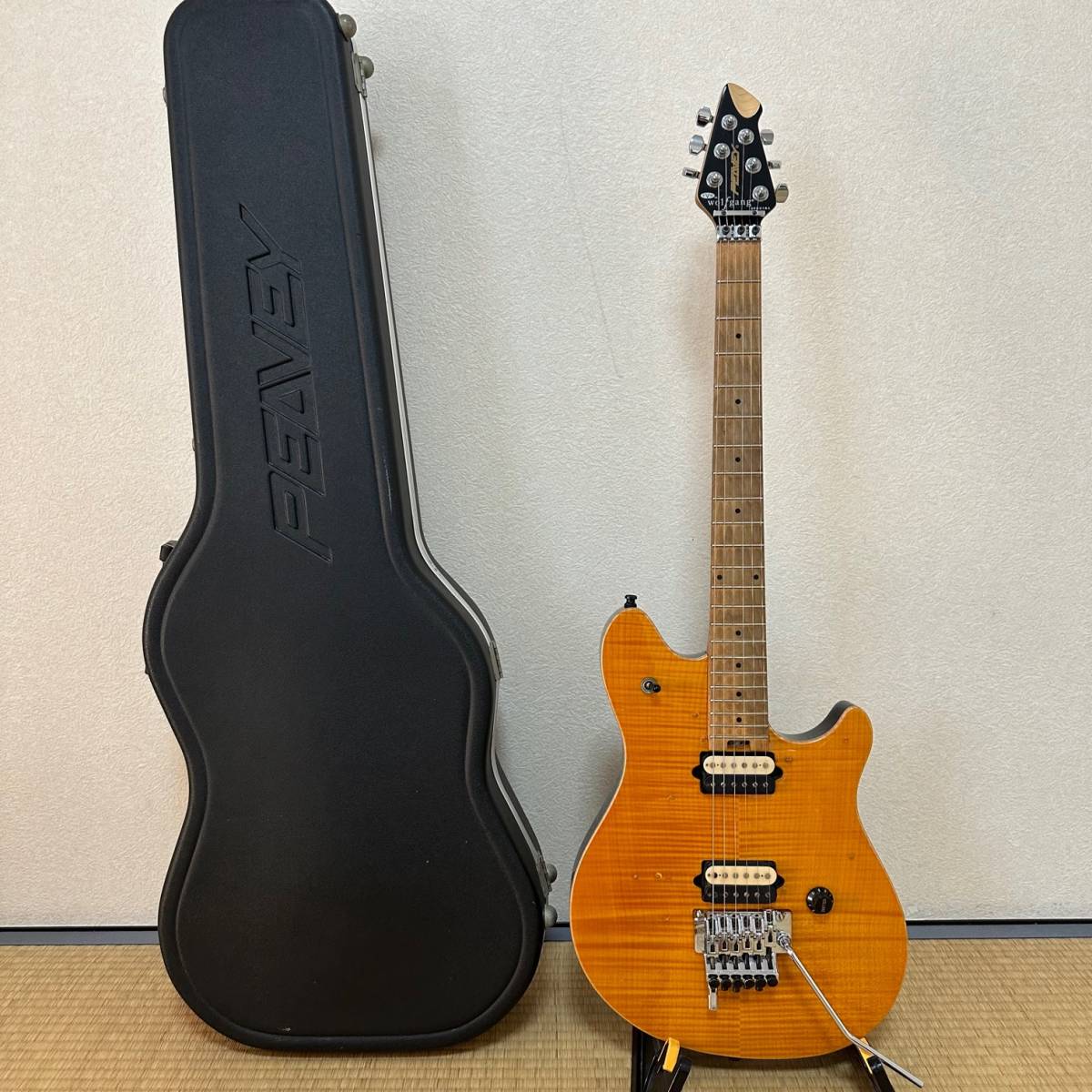 希少 USA製 PEAVEY EVH Wolfgang SPECIAL エレキギター アーム ハードケース 書類 付属品付きの画像2