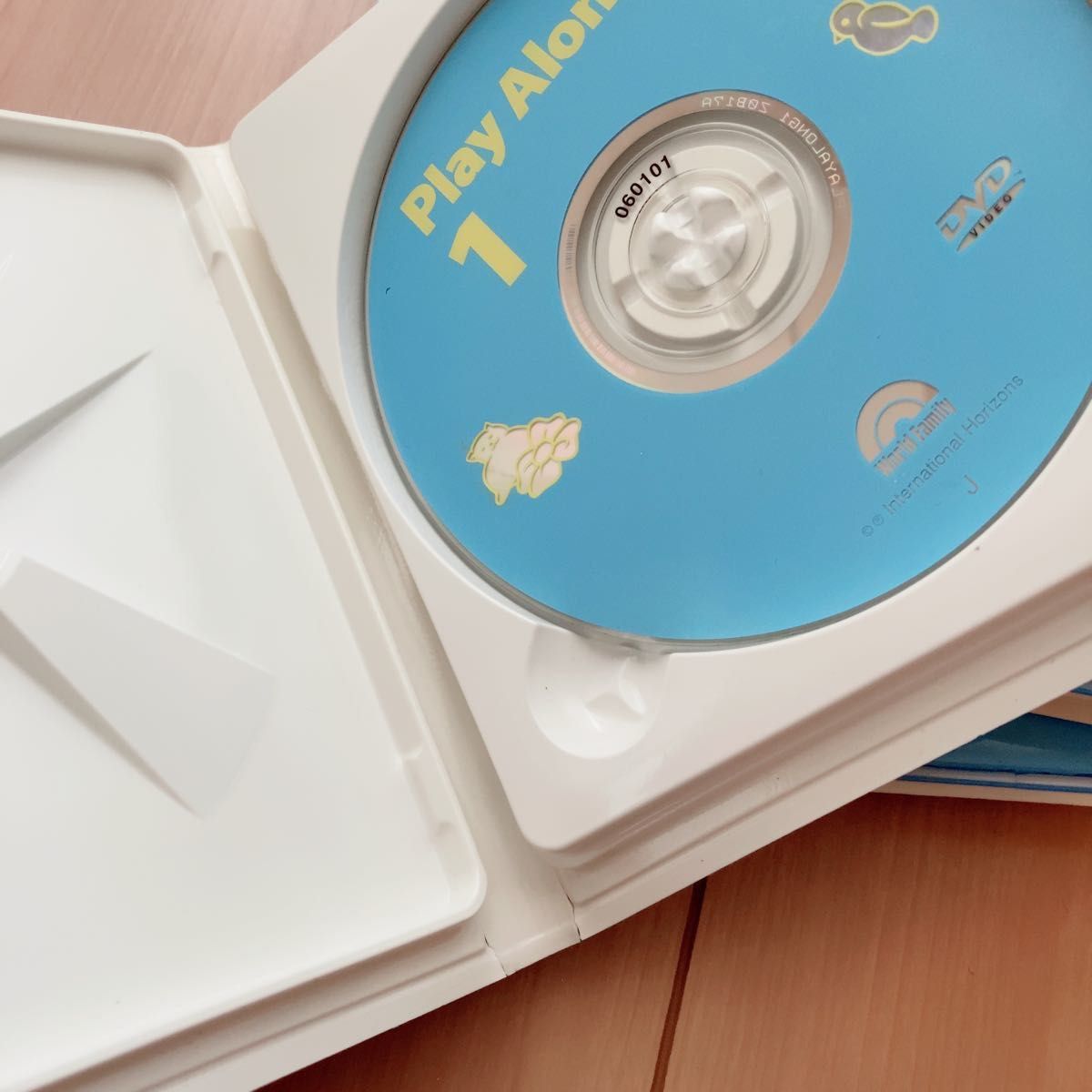 【値下げ中】DWE ディズニー英語　PAプレイアロング DVD ディズニー英語システム おもちゃ 幼児教育 ワールドファミリー
