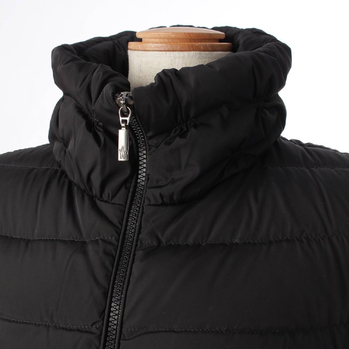 モンクレール】Moncler FRAISE フリーズ ダウンジャケット 53130