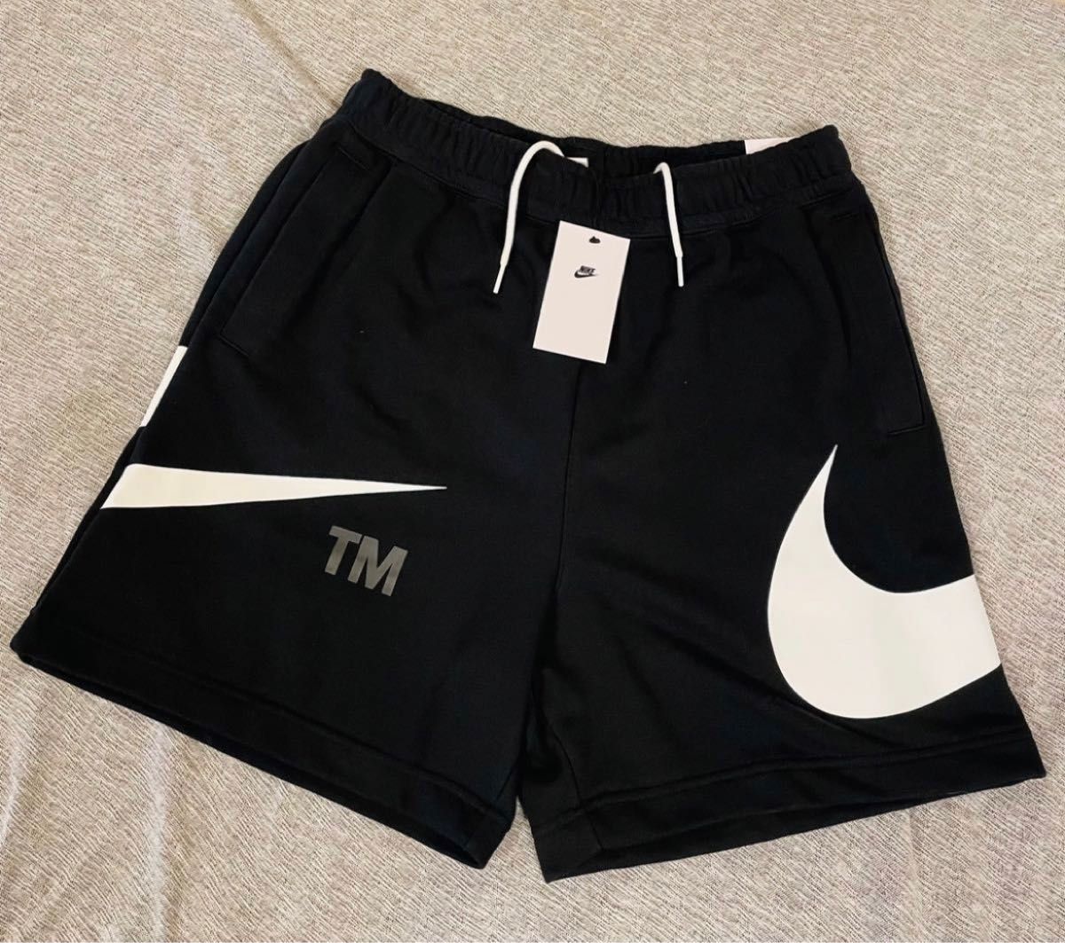 ナイキ SWOOSH Tシャツ ハーフパンツ 上下セット XL 新品未使用 ナイキ SWOOSH Tシャツ ハーフパンツ 上下セット XL 新品未使用