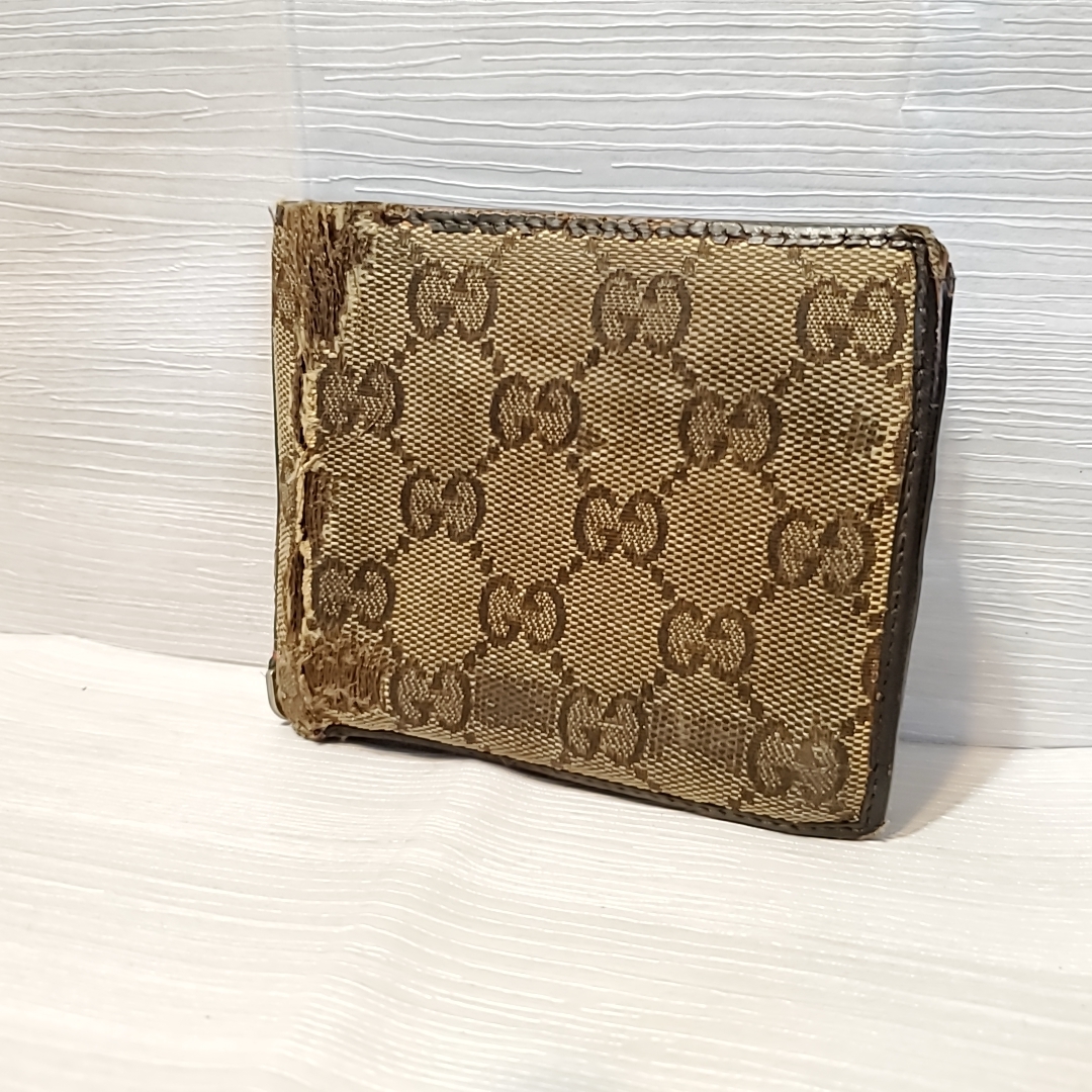 Yahoo!オークション - 757 即決 GUCCI グッチ 二つ折り 財布 コンパク...