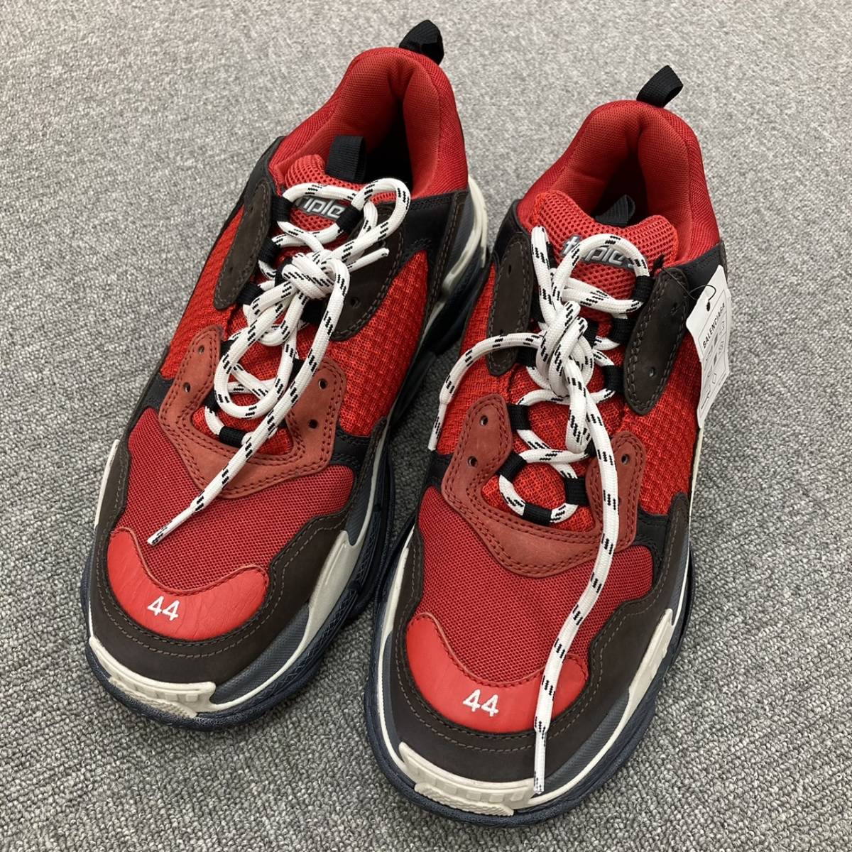 正規店仕入れの 【未使用】 BALENCIAGA バレンシアガ Triple S