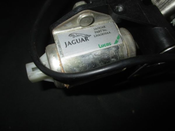 # Jaguar XJ8 shift lever solenoid valve(bulb) used X308 LNA5850AA parts taking equipped shift box gear sifter trim panel #