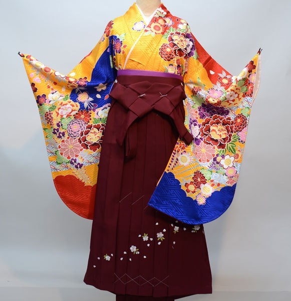 世界の 着物丈は着付けし易いショート丈 KYOTO From 袴フルセット 着物