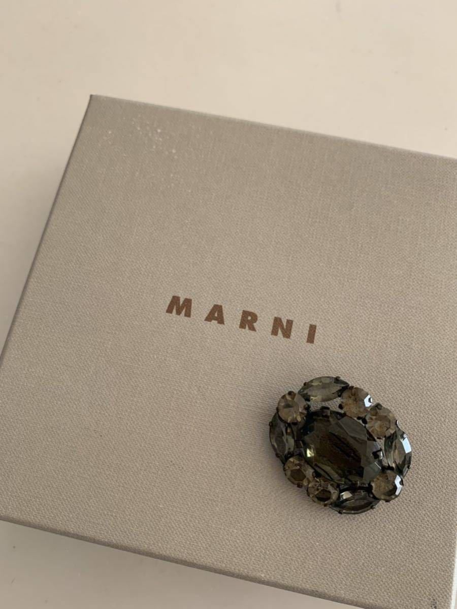 宅配便配送 MARNI ブローチ ビジュー マルニ アクセサリー グレー