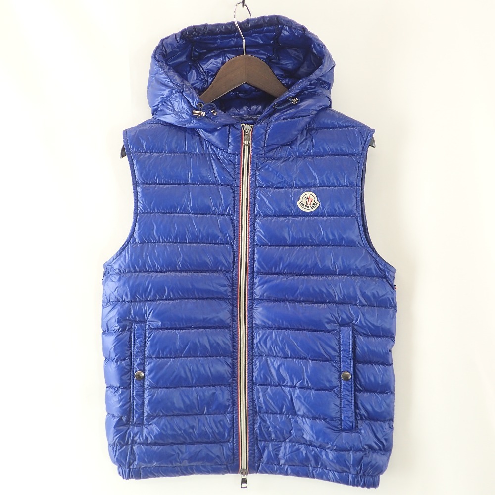 美品/国内正規 MONCLER モンクレール GIEN 胸元ロゴワッペン フーディ