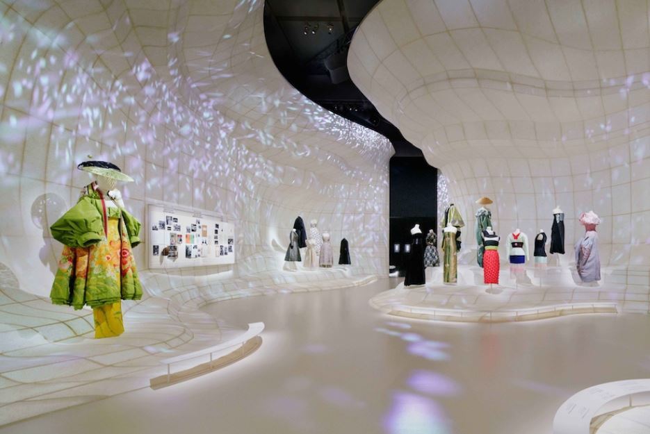 Dior展 東京都現代美術館 回数券 | www.jarussi.com.br