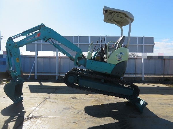 希少 黒入荷! ヤンマー Vio30-3 VIO30-3 中古 YANMAR ユンボ クラス 3トン マルチ 倍速 油圧ショベル 建設機械、重機