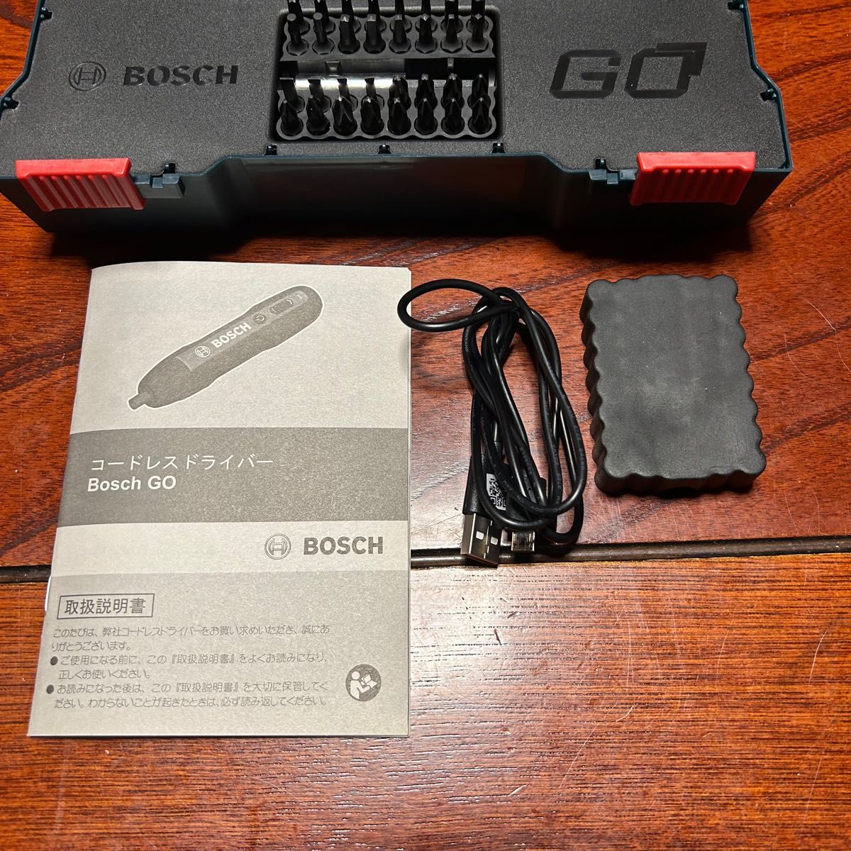 美品 ボッシュ BOSCH GO 3.6Vコードレスドライバー ドライバービット32本・延長ビットホルダー・キャリングケース