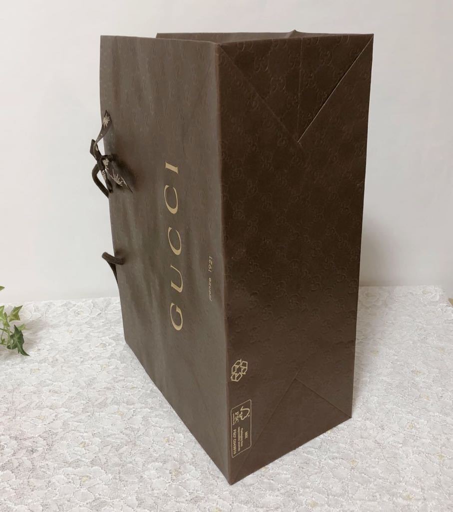 グッチ「GUCCI」ショッパー 紙袋 (1763) GG型押し 正規品 グッチ「GUCCI」ショッパー 紙袋 (1763) GG型押し 正規品