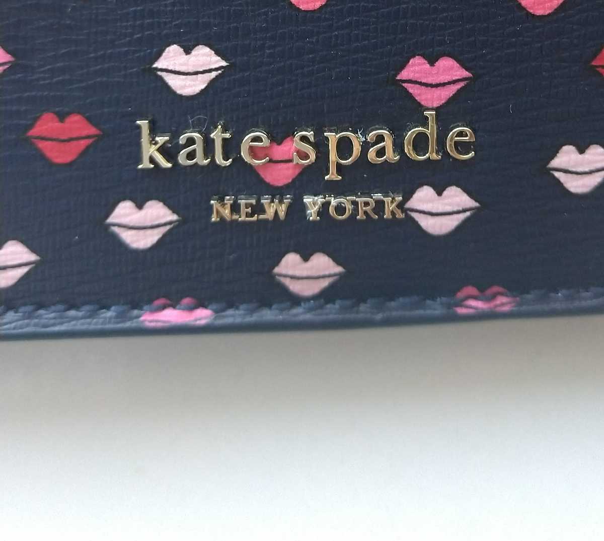 新品】kate spade 二つ折り長財布 リップ柄｜Yahoo!フリマ（旧PayPay