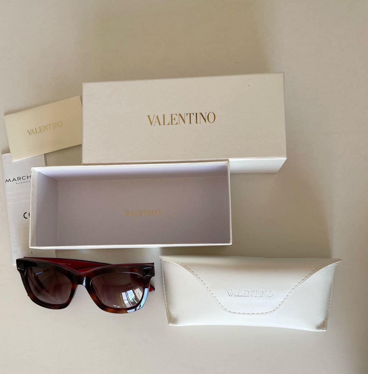 【送料込み】VALENTINO ヴァレンティノ　サングラス_画像2