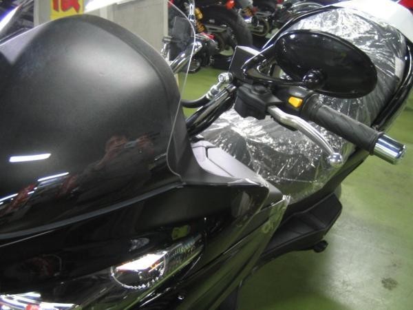 ★バレンタイプ！ BLACKオーバルミラーSET ＊ズーマー ＊GROM ＊CB125R ＊CB400F ＊REBEL ＊NC750X ＊FORZA ＊PCX125 ＊FAZE 他_画像2