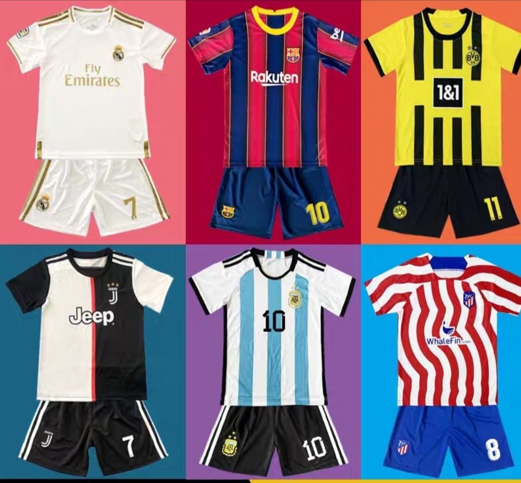 サッカーユニフォーム 上下セット+靴下 印字対応可能 団体注文大 サッカーユニフォーム 上下セット+靴下 印字対応可能 団体注文大