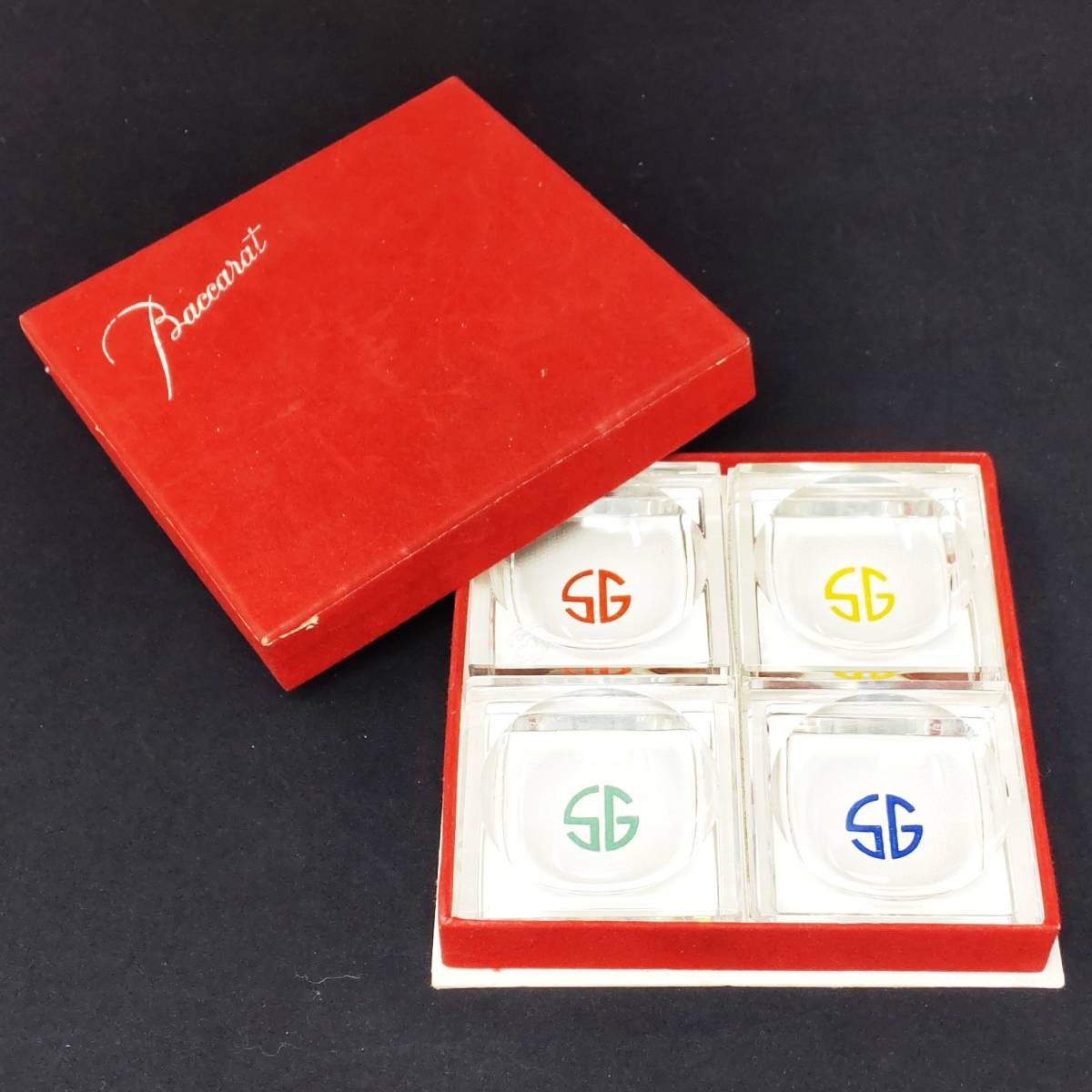 バカラ BACCARAT エナメル彩 ミニプレート 小物入れ 4枚セット バカラ BACCARAT エナメル彩 ミニプレート 小物入れ 4枚セット